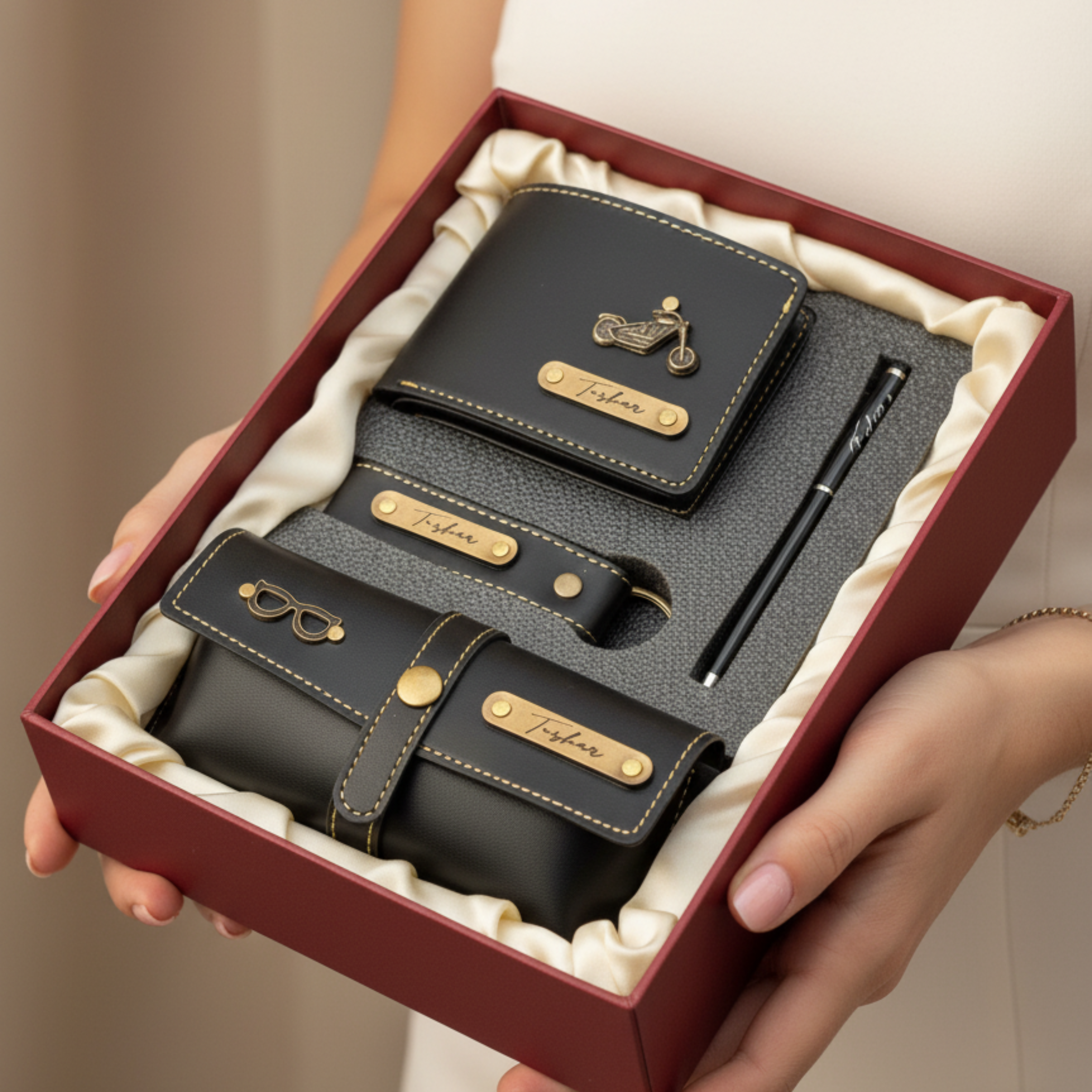 Luxury Leather Gift Set – 4-Piece Premium Hamper